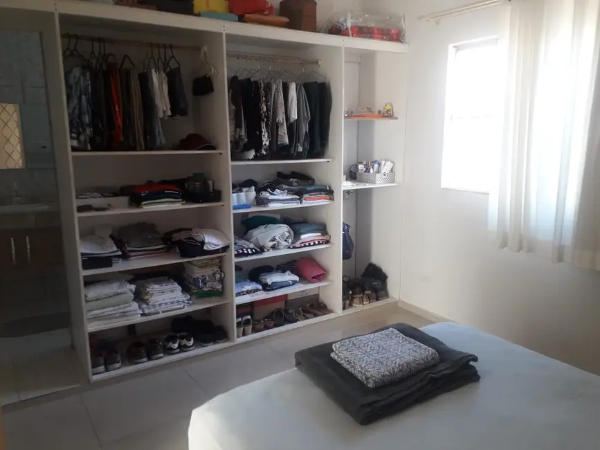 Foto 3 de Sobrado com 4 quartos à venda, 158m2 em Aparecida - SP