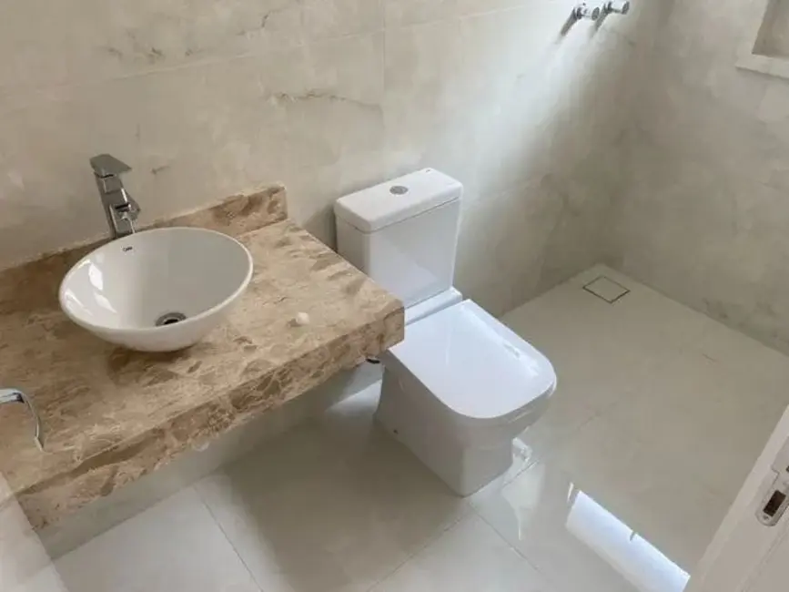 Foto 2 de Casa de Condomínio com 4 quartos à venda, 237m2 em Bairro do Grama, Cacapava - SP