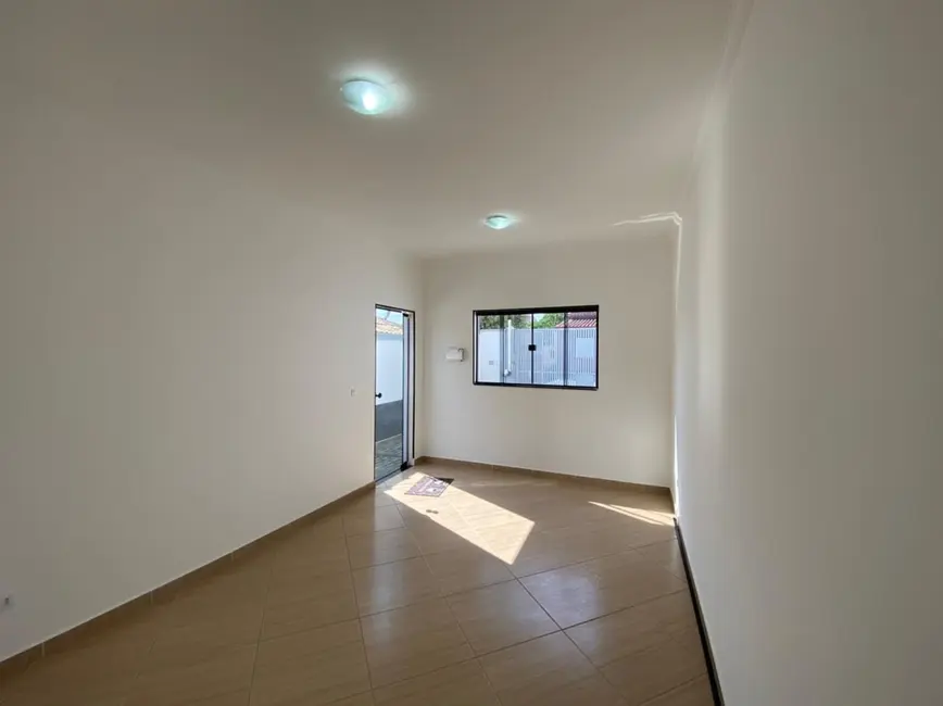 Foto 2 de Sobrado com 2 quartos à venda, 89m2 em Taubate - SP