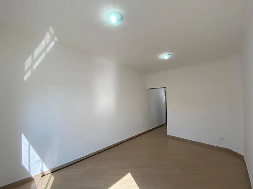 Foto 3 de Sobrado com 2 quartos à venda, 89m2 em Taubate - SP