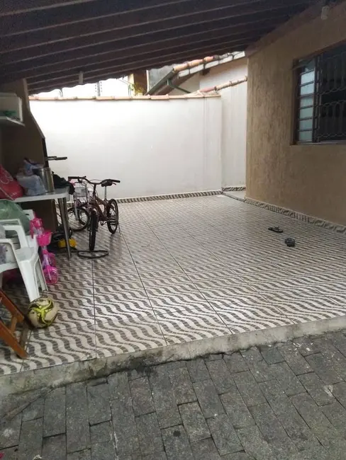 Foto 1 de Casa com 3 quartos à venda, 200m2 em Jardim Rosely, Pindamonhangaba - SP