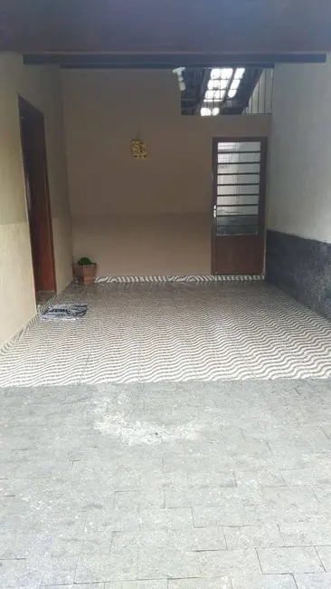 Foto 2 de Casa com 3 quartos à venda, 200m2 em Jardim Rosely, Pindamonhangaba - SP