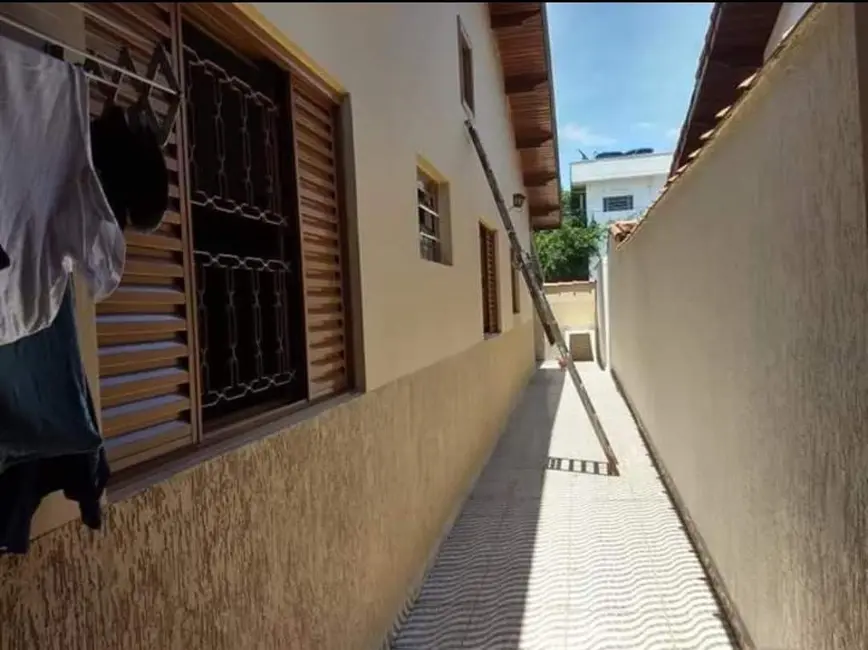 Foto 8 de Casa com 3 quartos à venda, 200m2 em Jardim Rosely, Pindamonhangaba - SP