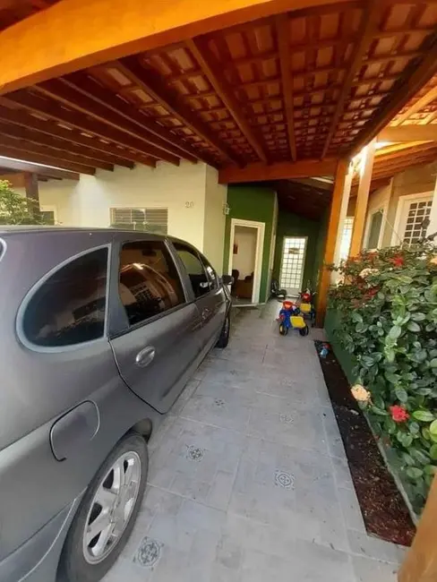 Foto 1 de Casa com 2 quartos à venda, 70m2 em São Gonçalo, Taubate - SP