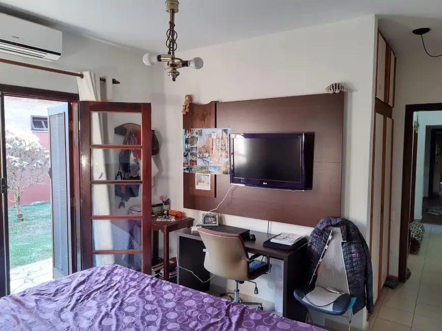 Foto 5 de Casa de Condomínio com 4 quartos à venda, 322m2 em Socorro, Pindamonhangaba - SP