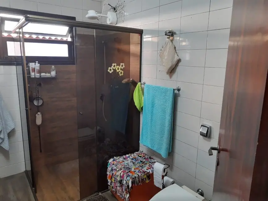 Foto 2 de Casa de Condomínio com 4 quartos à venda, 322m2 em Socorro, Pindamonhangaba - SP