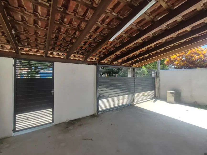 Foto 3 de Casa com 3 quartos à venda, 120m2 em Conjunto Residencial Araretama, Pindamonhangaba - SP