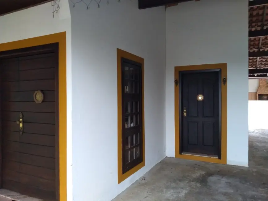 Foto 7 de Sobrado com 3 quartos à venda, 283m2 em Nossa Senhora do Perpétuo Socorro, Pindamonhangaba - SP