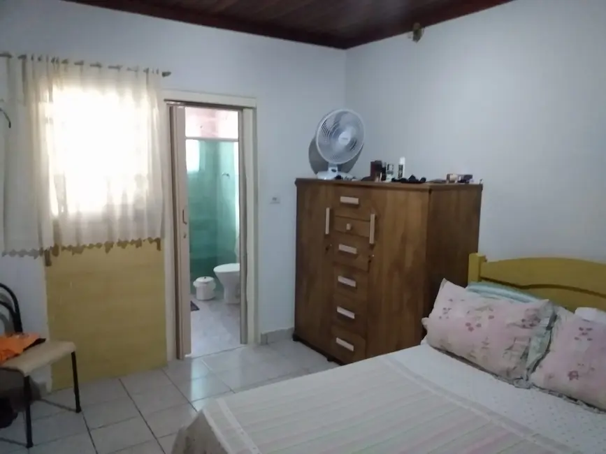 Foto 9 de Casa com 3 quartos à venda, 250m2 em Crispim, Pindamonhangaba - SP
