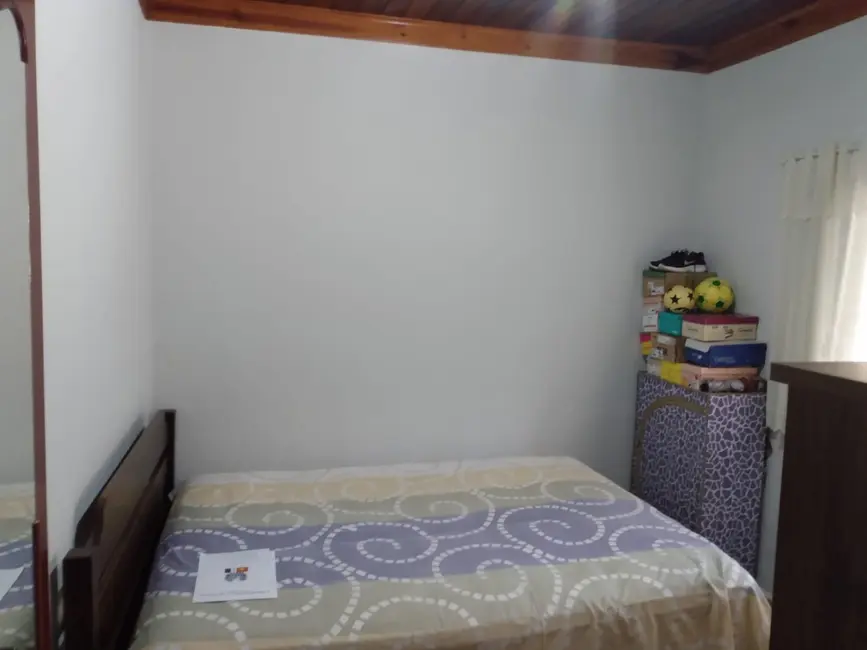 Foto 6 de Casa com 3 quartos à venda, 250m2 em Crispim, Pindamonhangaba - SP