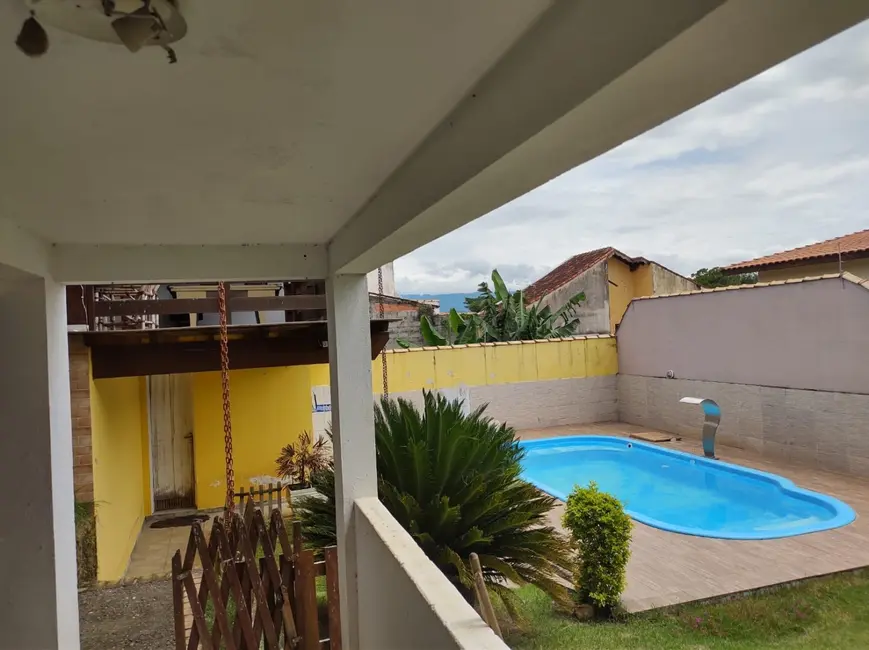 Foto 3 de Sobrado com 3 quartos à venda, 280m2 em Pindamonhangaba - SP