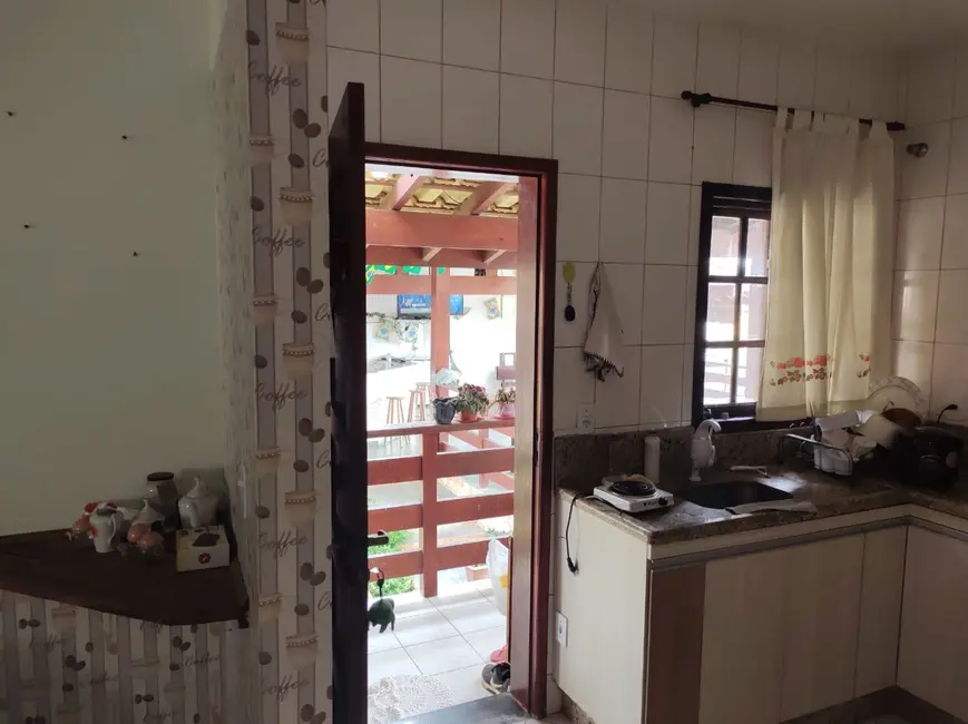 Foto 6 de Sobrado com 3 quartos à venda, 280m2 em Pindamonhangaba - SP