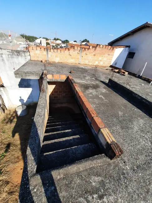 Foto 3 de Casa com 3 quartos à venda, 65m2 em Pindamonhangaba - SP