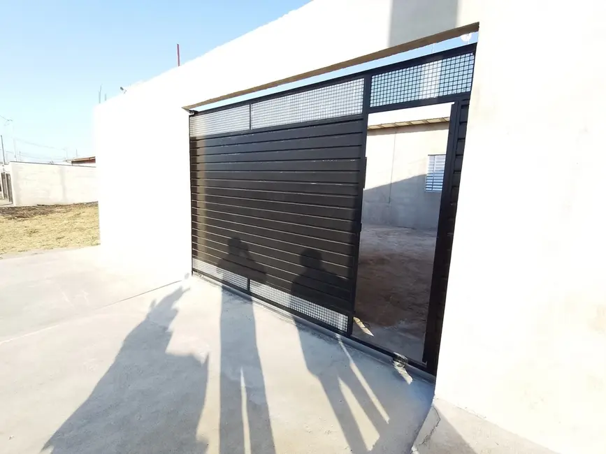 Foto 1 de Casa com 4 quartos à venda, 127m2 em Piracangaguá, Taubate - SP