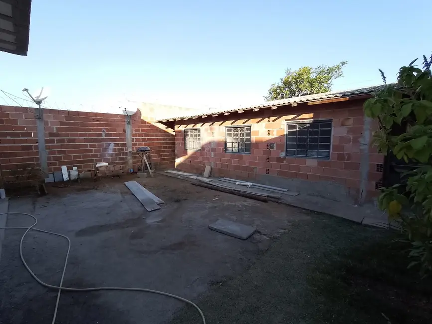 Foto 5 de Casa com 4 quartos à venda, 127m2 em Piracangaguá, Taubate - SP