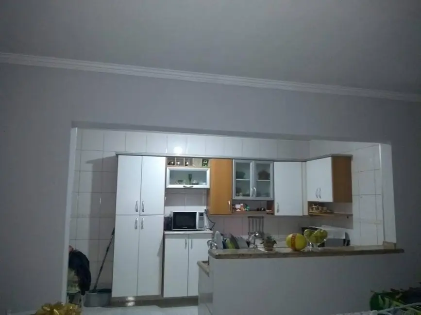 Foto 1 de Casa com 3 quartos à venda, 150m2 em Loteamento Residencial Andrade, Pindamonhangaba - SP