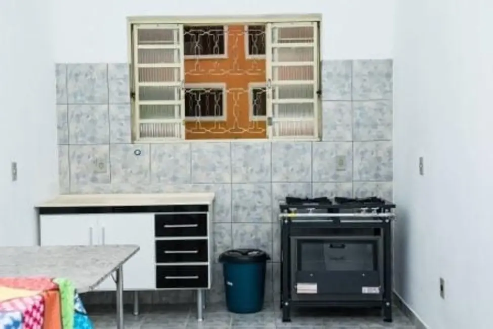 Foto 8 de Sobrado com 3 quartos à venda, 325m2 em Moreira César, Pindamonhangaba - SP