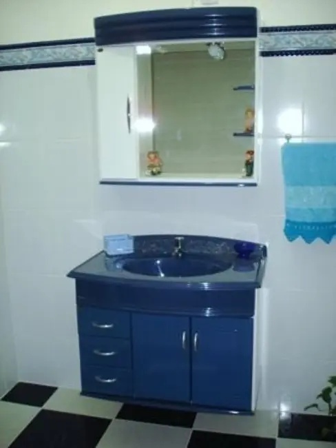 Sobrado com 3 quartos à venda, 325m2 em Moreira César, Pindamonhangaba - SP - imagem 3 Foto 3 de Sobrado com 3 quartos à venda, 325m2 em Moreira César, Pindamonhangaba - SP