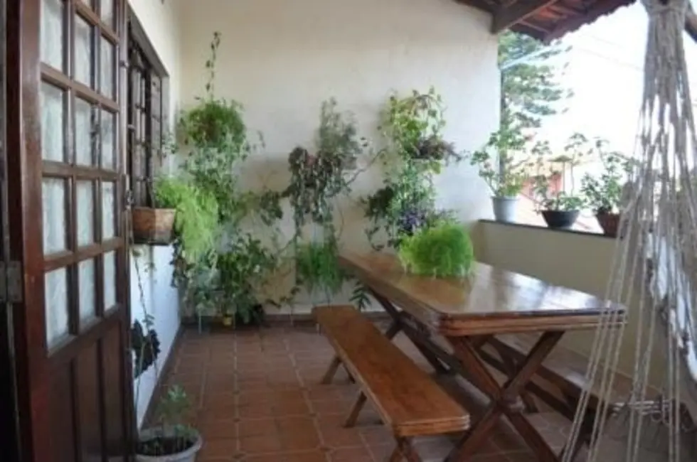 Foto 9 de Sobrado com 3 quartos à venda, 325m2 em Moreira César, Pindamonhangaba - SP