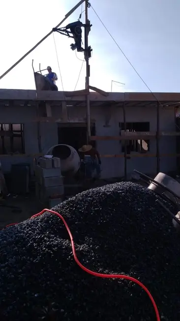 Foto 2 de Casa com 3 quartos à venda, 96m2 em Pindamonhangaba - SP