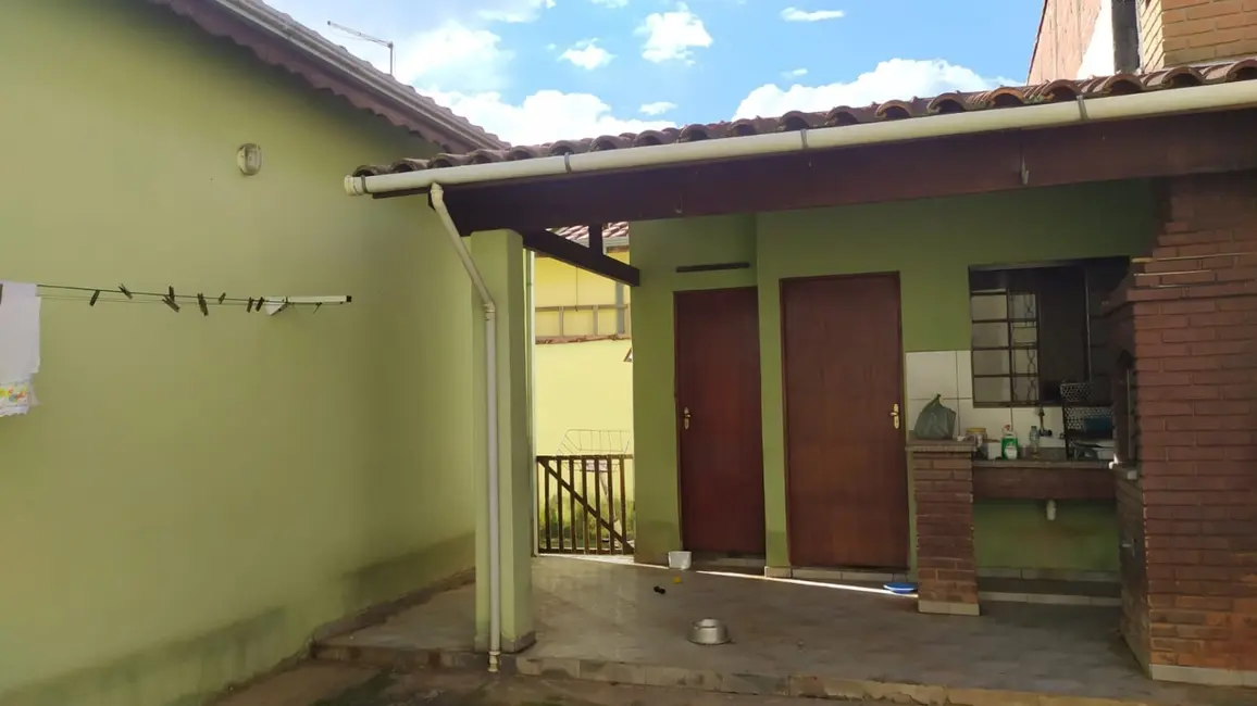 Foto 8 de Casa com 4 quartos à venda, 171m2 em Pindamonhangaba - SP