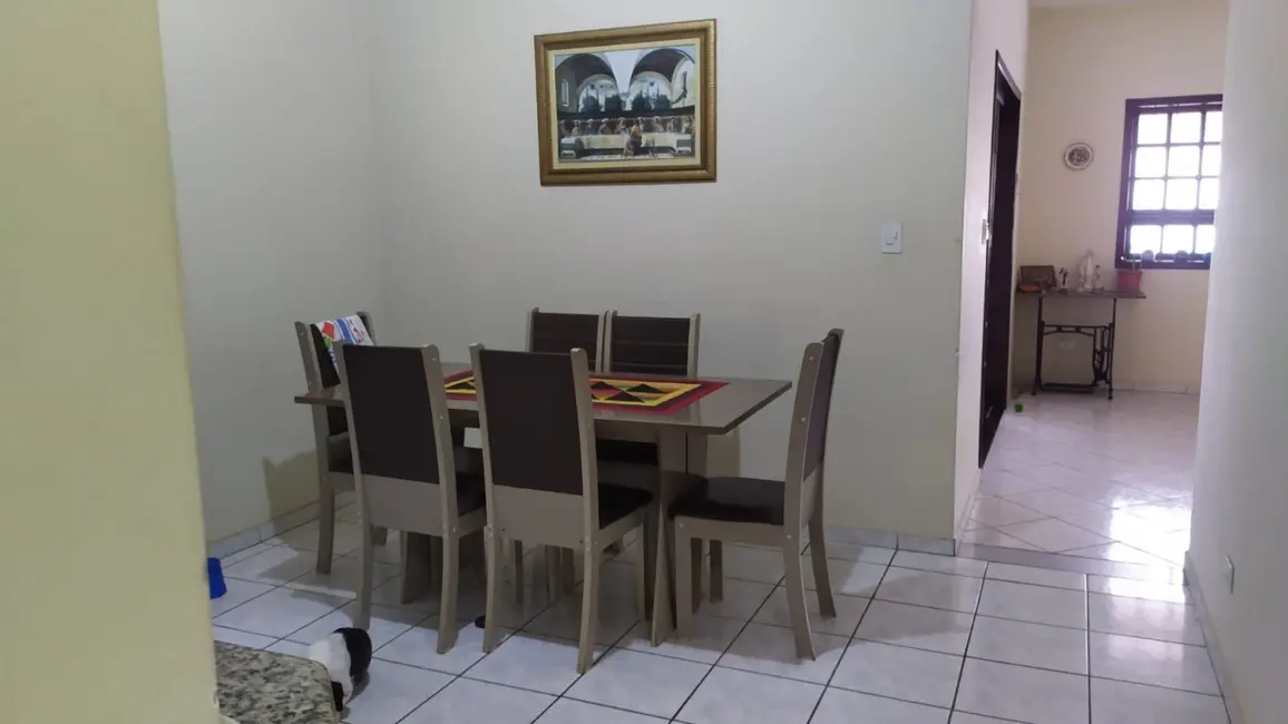 Foto 4 de Casa com 4 quartos à venda, 171m2 em Pindamonhangaba - SP
