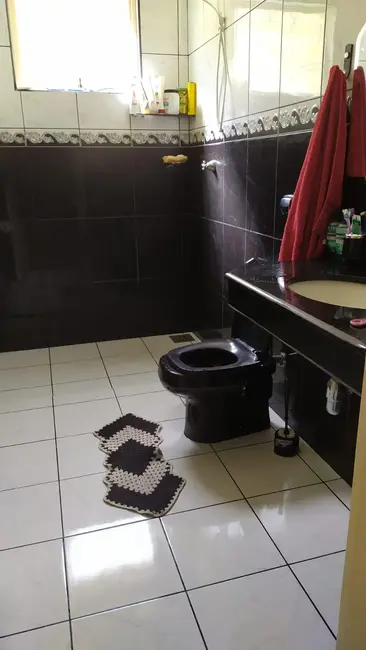 Foto 3 de Casa com 4 quartos à venda, 171m2 em Pindamonhangaba - SP