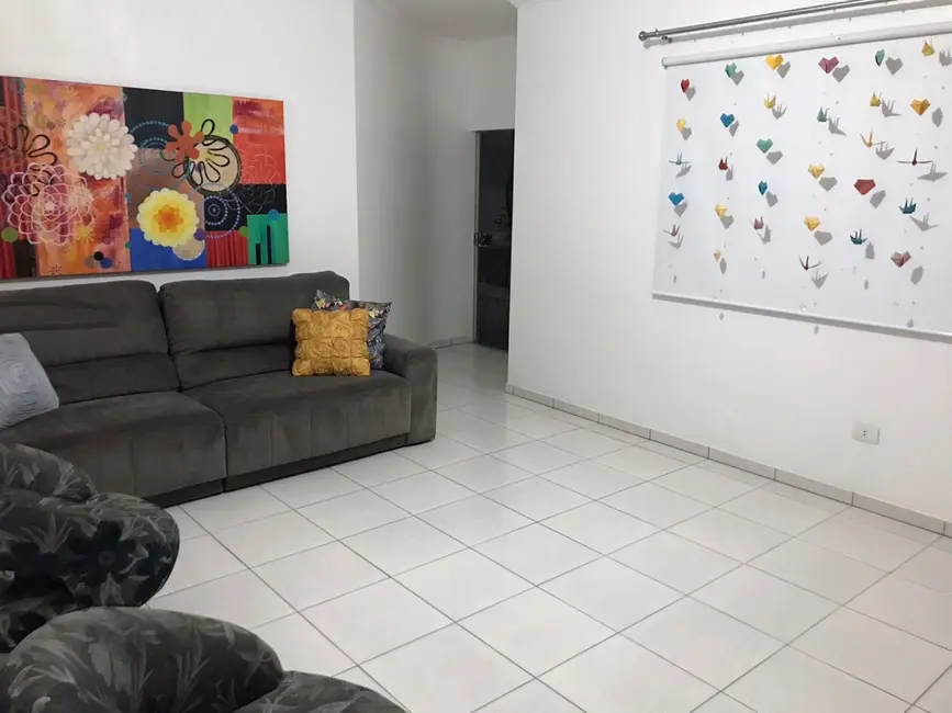 Foto 2 de Casa com 3 quartos à venda, 232m2 em Campos Elíseos, Taubate - SP
