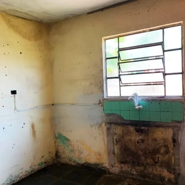 Foto 8 de Casa com 1 quarto à venda, 37m2 em Pindamonhangaba - SP