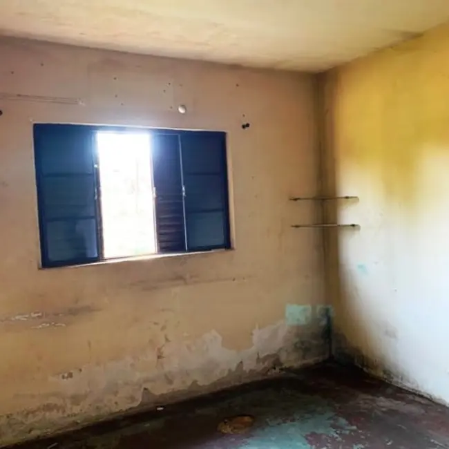 Foto 5 de Casa com 1 quarto à venda, 37m2 em Pindamonhangaba - SP