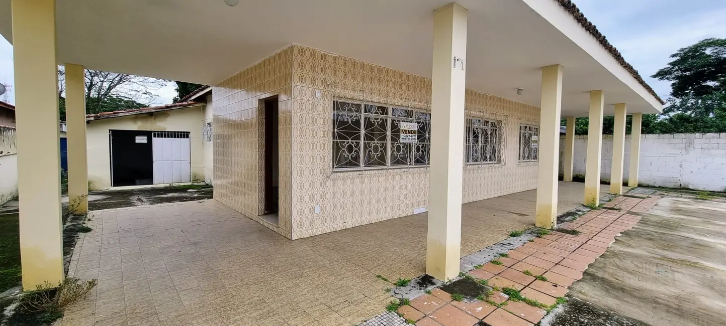 Foto 2 de Casa com 3 quartos à venda, 260m2 em Moreira César, Pindamonhangaba - SP