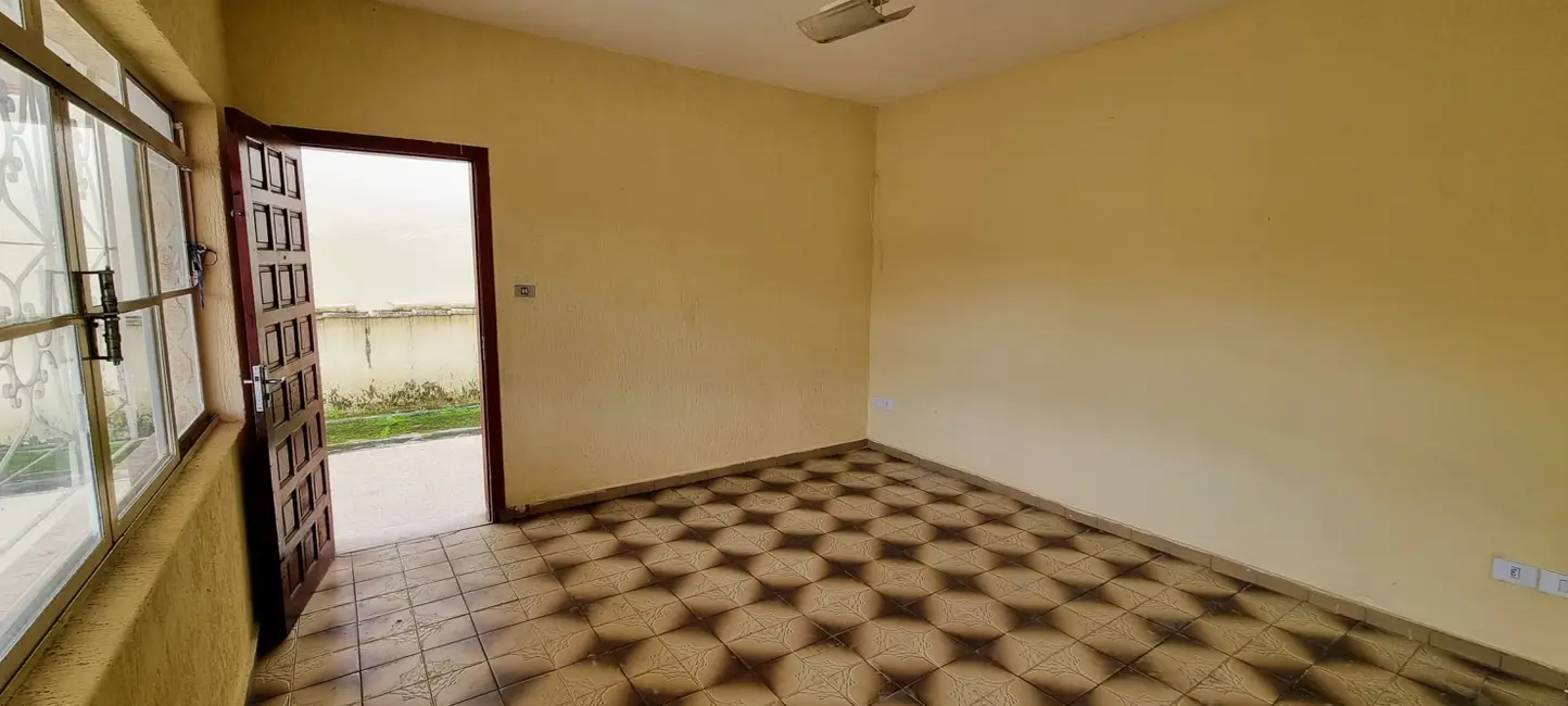 Foto 4 de Casa com 3 quartos à venda, 260m2 em Moreira César, Pindamonhangaba - SP
