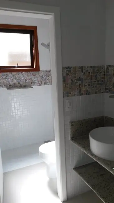 Foto 4 de Casa com 4 quartos à venda, 340m2 em Ubatuba - SP