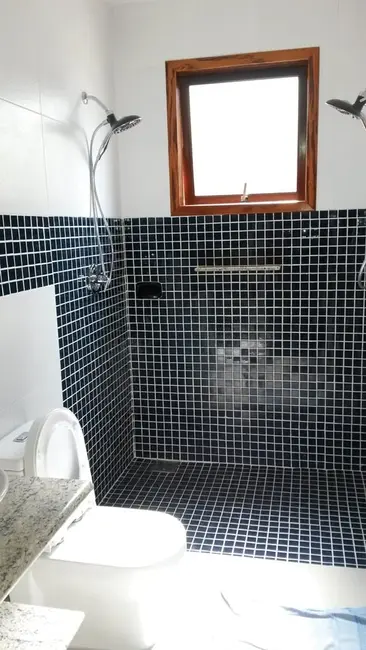 Foto 5 de Casa com 4 quartos à venda, 340m2 em Ubatuba - SP
