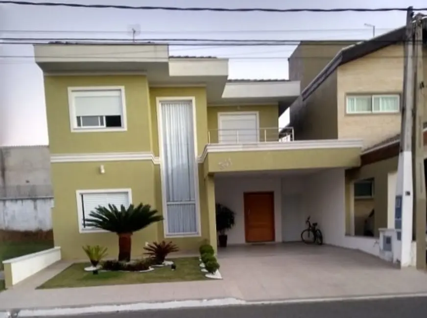 Foto 1 de Sobrado com 4 quartos à venda, 225m2 em Piracangaguá, Taubate - SP
