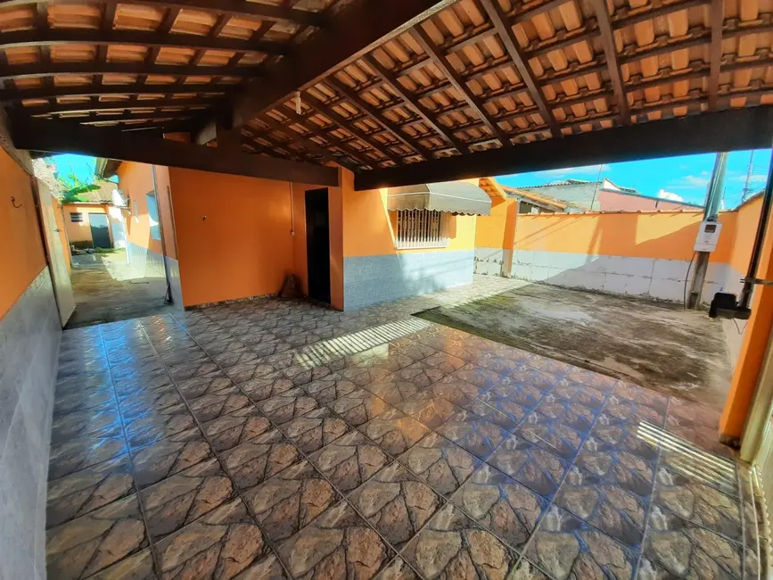 Foto 2 de Casa com 3 quartos à venda, 170m2 em Pindamonhangaba - SP