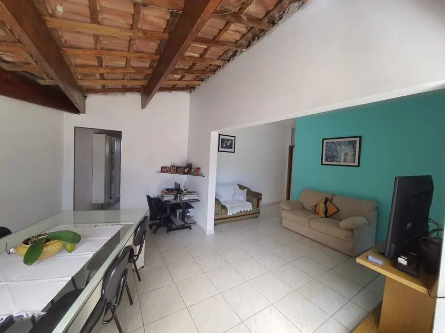 Foto 7 de Casa com 7 quartos à venda e para alugar, 300m2 em Campos Elíseos, Taubate - SP