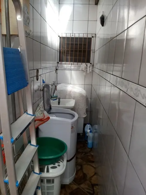 Foto 1 de Casa com 3 quartos à venda, 133m2 em Vila Rica, Pindamonhangaba - SP