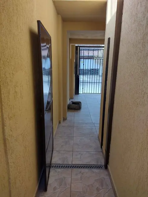 Foto 8 de Casa com 3 quartos à venda, 108m2 em Parque São Domingos, Pindamonhangaba - SP