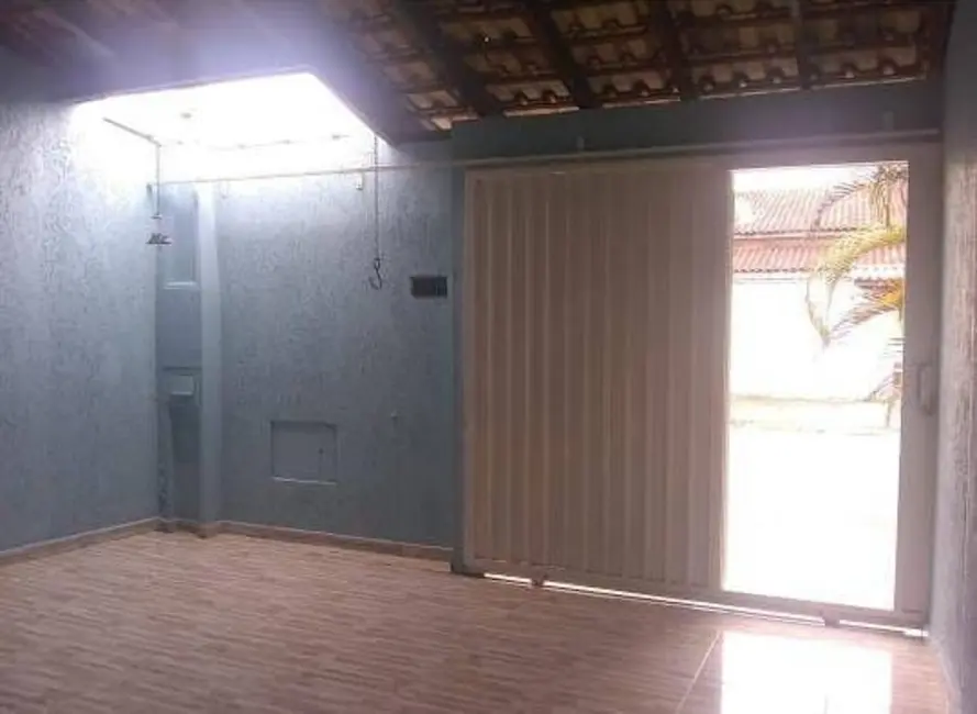 Foto 4 de Casa com 2 quartos à venda, 80m2 em Residencial e Comercial Laerte Asumpção, Pindamonhangaba - SP