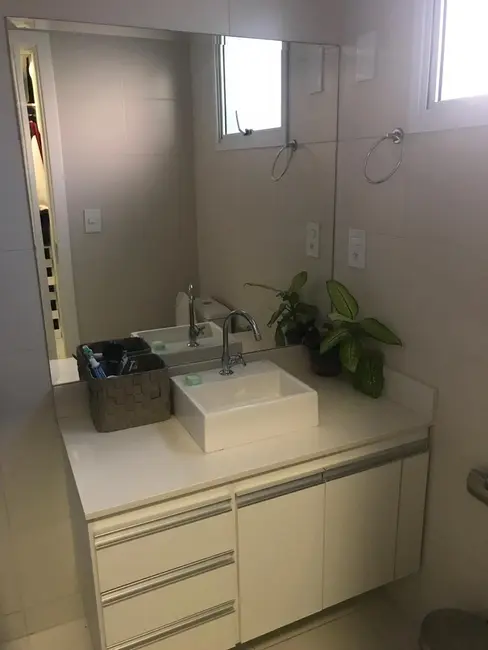 Foto 2 de Casa com 2 quartos à venda em Jardim Continental, Taubate - SP