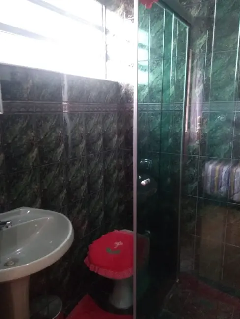 Foto 1 de Sobrado com 3 quartos à venda, 202m2 em Estiva, Taubate - SP