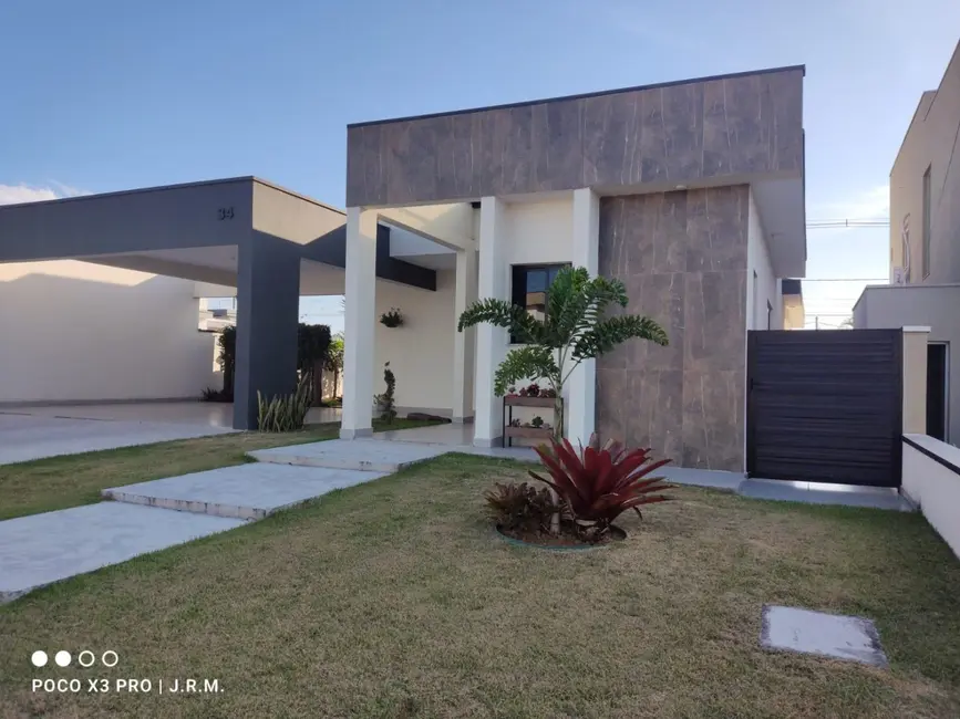 Foto 1 de Casa de Condomínio com 3 quartos à venda, 170m2 em Mombaça, Pindamonhangaba - SP