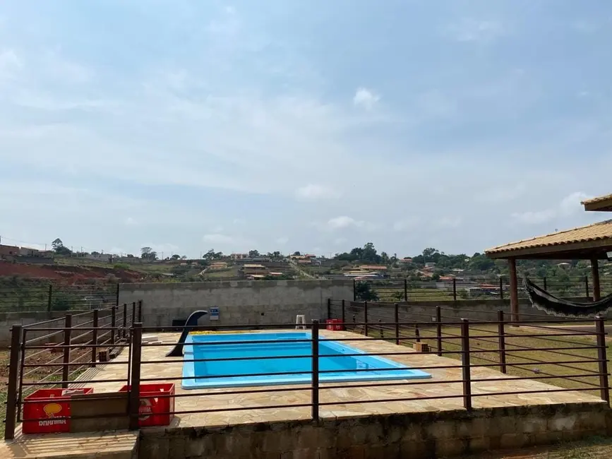 Foto 2 de Casa com 3 quartos à venda, 1000m2 em Barreiro, Taubate - SP