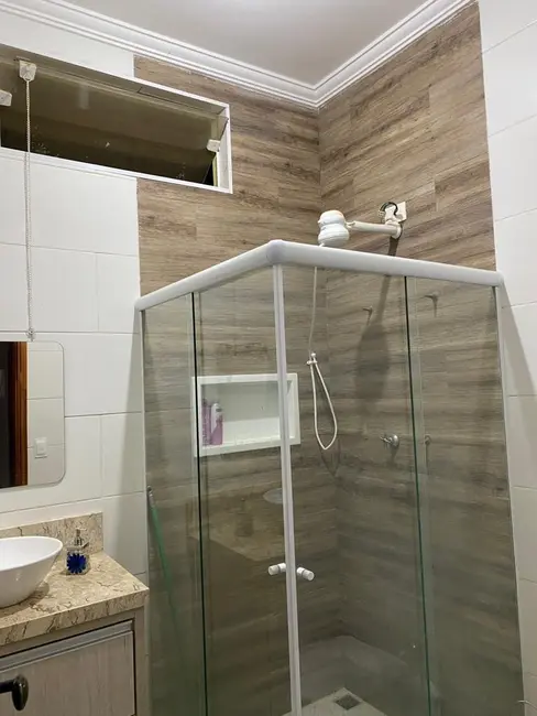 Foto 4 de Casa com 3 quartos à venda, 1000m2 em Barreiro, Taubate - SP