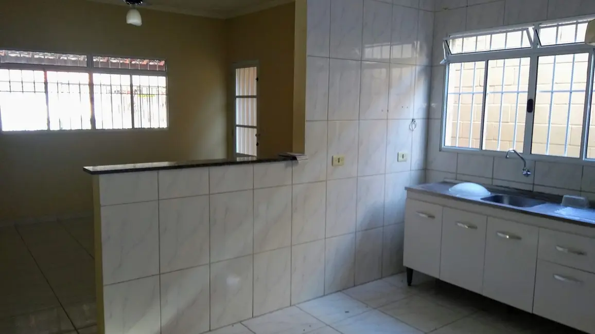 Foto 3 de Casa com 2 quartos à venda, 60m2 em Pindamonhangaba - SP