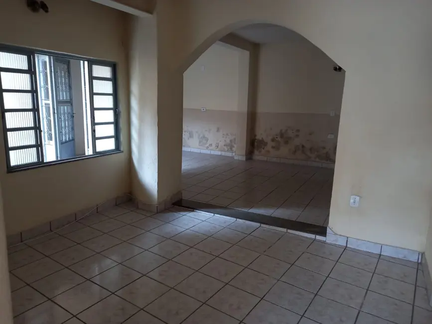 Foto 4 de Casa com 7 quartos à venda, 490m2 em Jardim Russi, Taubate - SP