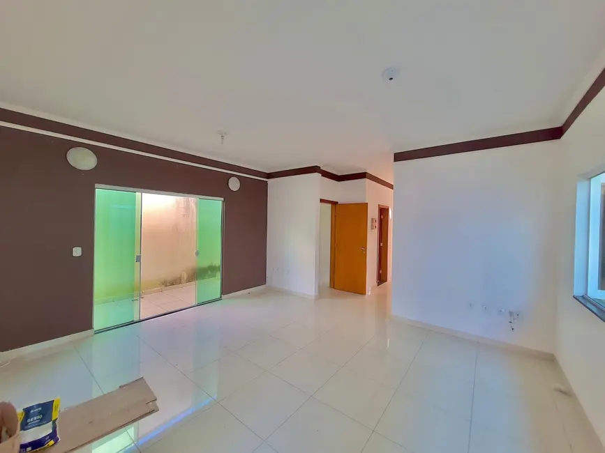 Foto 4 de Casa de Condomínio com 3 quartos à venda, 184m2 em Jardim Independência, Taubate - SP