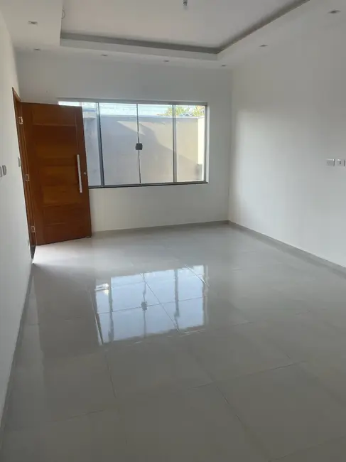 Foto 4 de Sobrado com 3 quartos à venda, 243m2 em Conjunto Residencial Araretama, Pindamonhangaba - SP