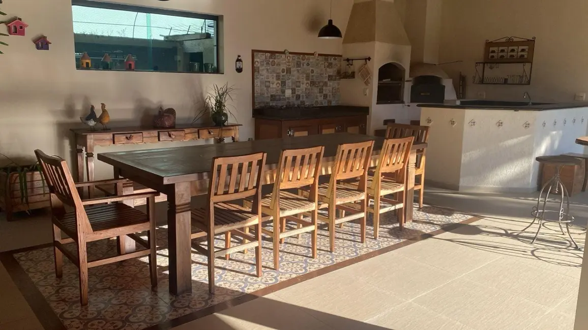 Foto 9 de Casa com 4 quartos à venda, 380m2 em Nossa Senhora do Perpétuo Socorro, Pindamonhangaba - SP